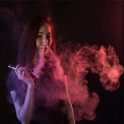 Il-likwidu tas-sigaretti elettroniċi se jibqa' fil-pulmuni?